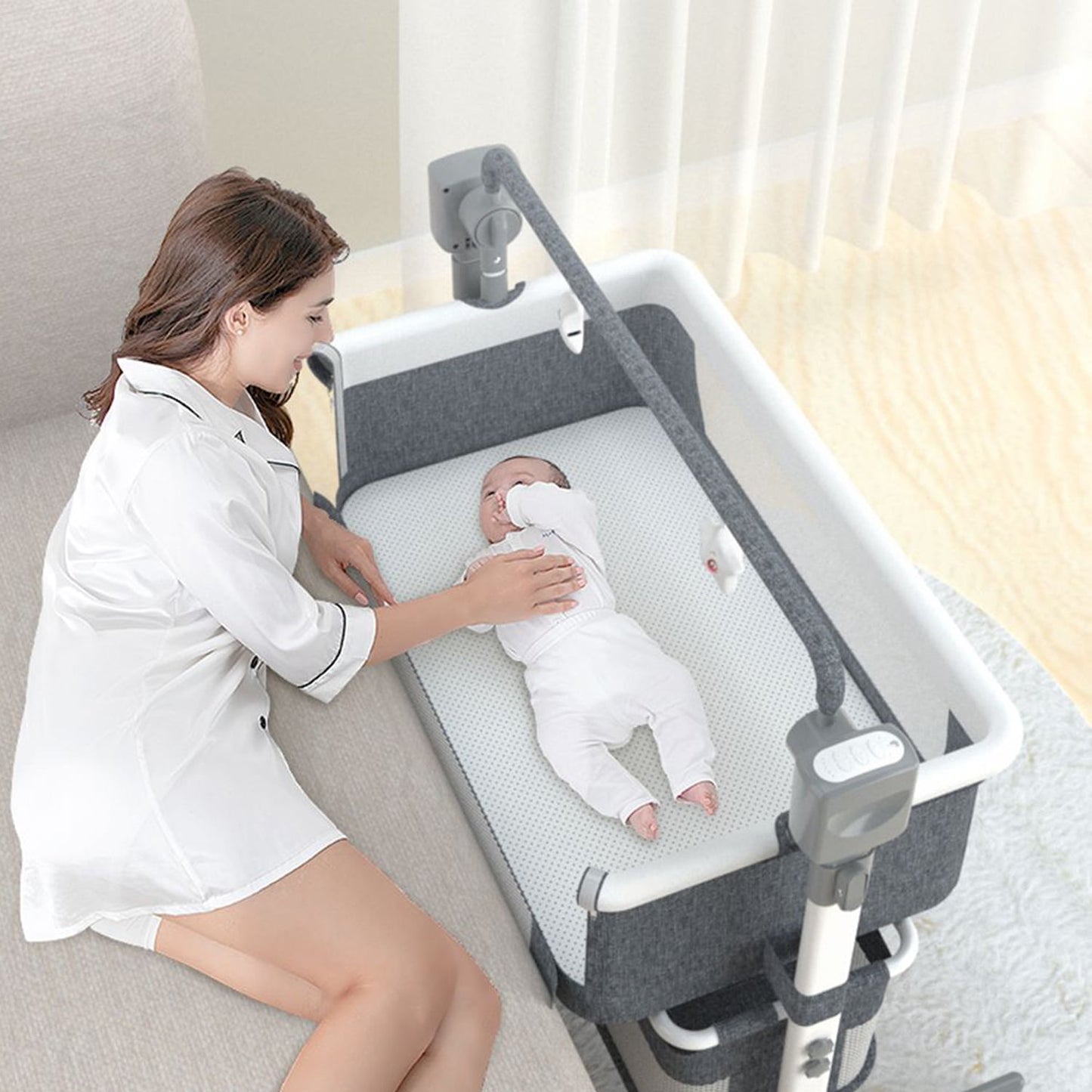 BabyNewborn Bedside Bassinet Automatic Rocking Sleeper